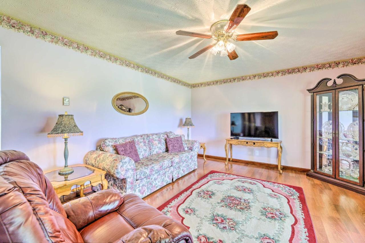 Charming Williamstown Retreat With Private Yard Villa Ngoại thất bức ảnh